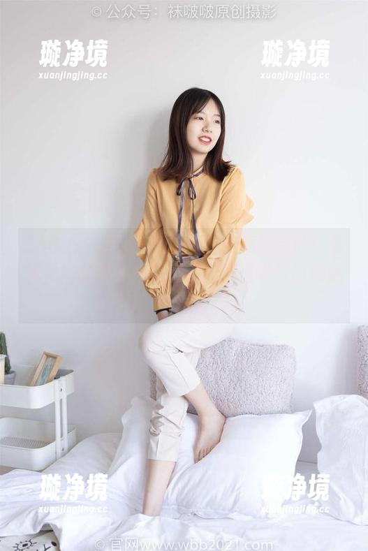 BoBoSocks袜啵啵 - 整点不寻常的！菠萝和她的帆布鞋竟然在网盘里举行时尚选秀