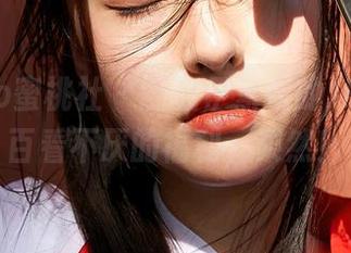 MiiTao蜜桃社 – 翻翻伊素妍的JK图集，百看不厌的福利，果然！