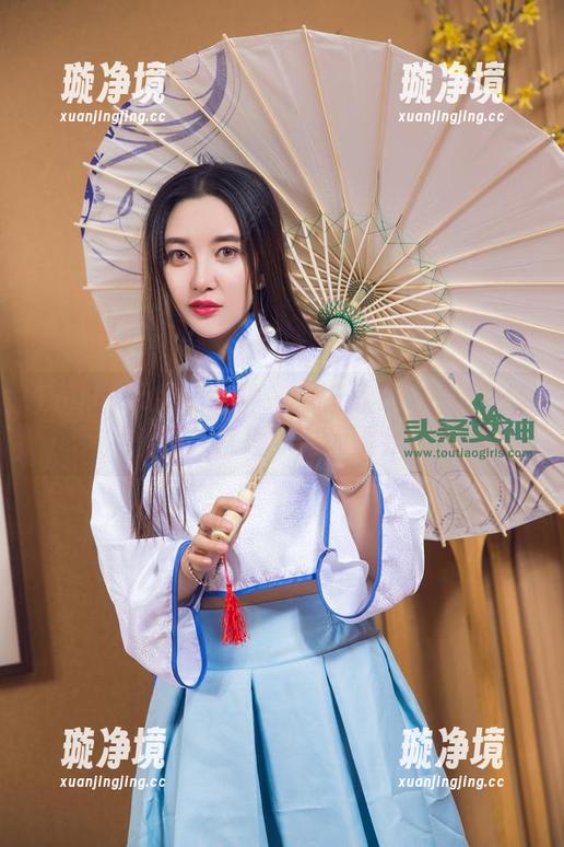 TouTiao头条女神-张蓝欣 TouTiao头条女神 - 张蓝欣x皮衣:一场不按常理的时尚聚会