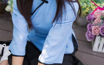 UGirls尤果网 – 郝晴Grace的“厨娘”举手投足间的诗意，敢不敢下载这套资源？