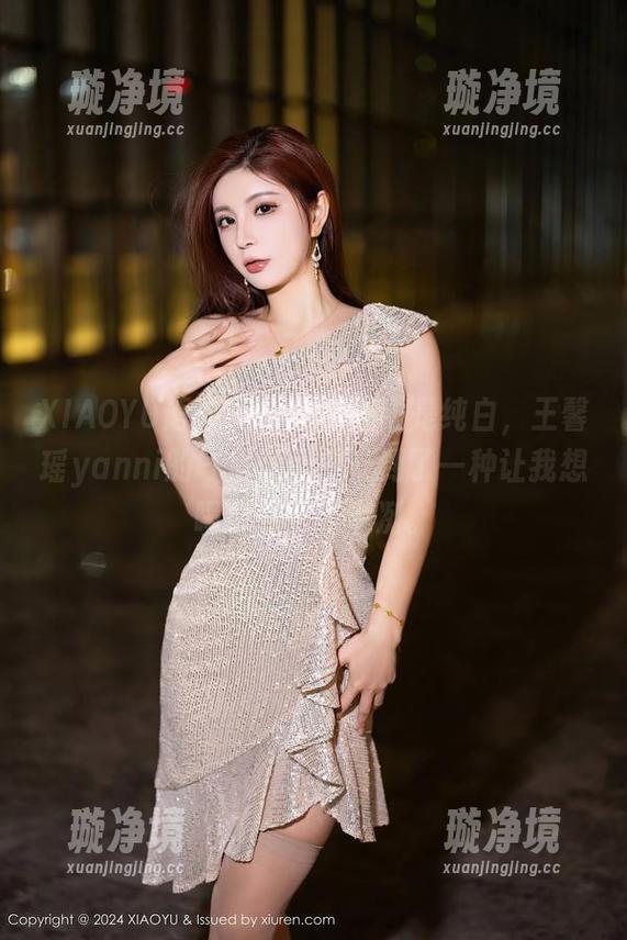 XIAOYU语画界-王馨瑶yanni XIAOYU语画界 - 图片里满是纯白,王馨瑶yanni的气质瞬间提升到了一种让我想喝白开水的清冽。