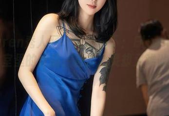 Xiuren秀人网 – 体验一下：Elise谭晓彤教室里的作品，直击心灵却又难以言说。