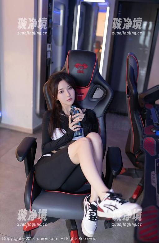 Xiuren秀人网-小海臀Rena Xiuren秀人网 - 轻描淡写中发现的大惊喜,专属小海臀Rena的蕾丝精选