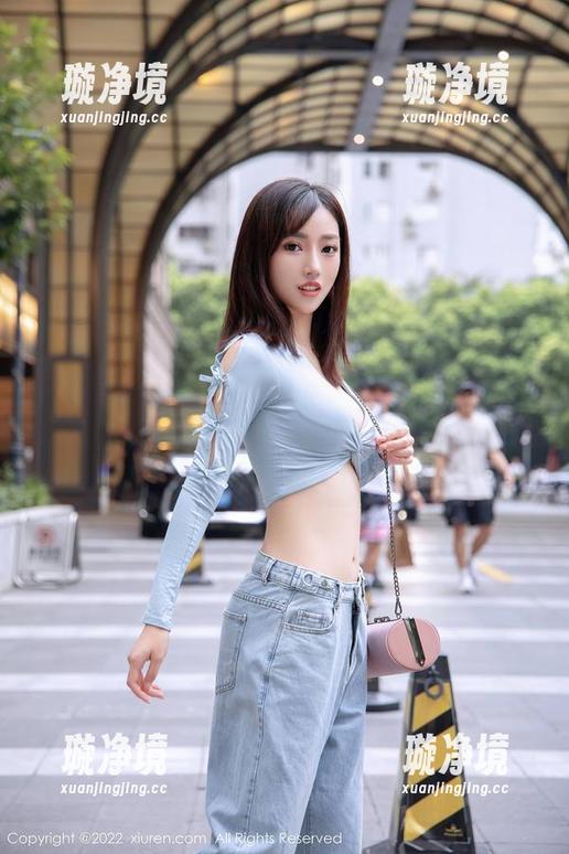 Xiuren秀人网 - 蕾蕾醒了没的最新JK，分享时光的趣味，“那件裙子真的会飞吗？”