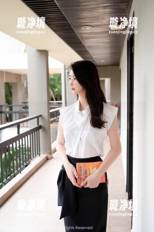 Xiuren秀人网-黄可Christine Xiuren秀人网 - 黄可Christine变身女仆,原图里全是逆天脑洞和图片的惊奇!