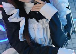 最新发现！miko酱ww的女仆写真，不知不觉让人穿越了，回到那种舒服的日常里。