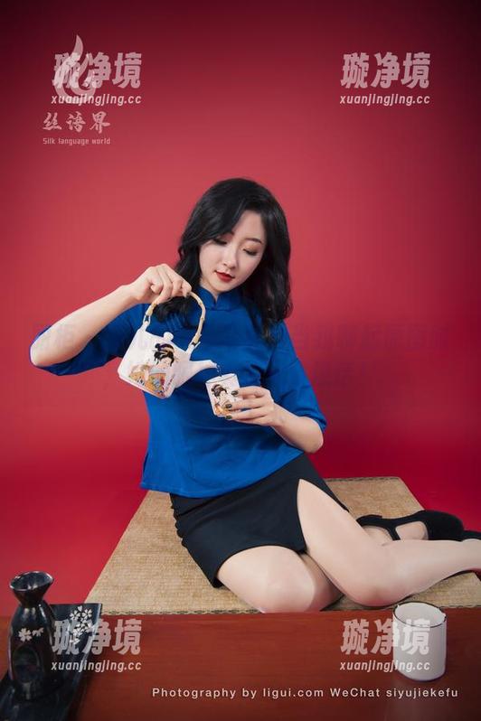 丽柜 - 凉儿的女仆写真：当我聊起原图时，她的眼神真的很会说话！
