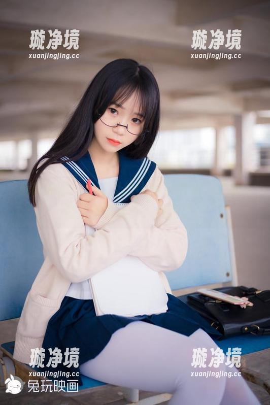 兔玩映画：私拍里的jk绝对领域，穿裙子就能争霸天下？我信了！