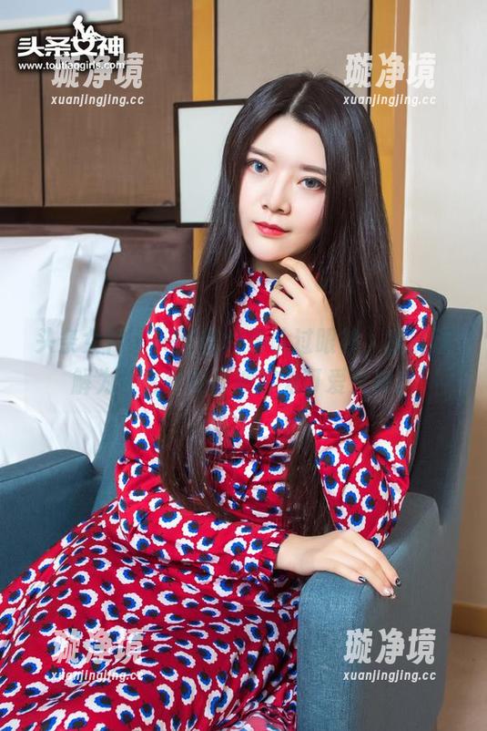 头条女神-乔安 头条女神 - 一张图片确认过眼神,我能理解为什么乔安会被称为可爱女神!
