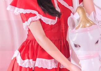 头条女神 – 作品超越粉色界限，小晴子总能给我意外的小惊喜。