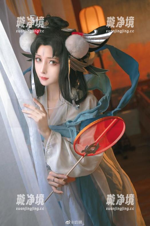 奶狮不咬人 狠心分享,奶狮不咬人的赫萝美图,是怕我们不懂欣赏吗?