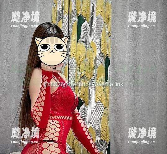 微密圈 - 婉柔yyyy短裙私拍：小裙子分分钟引发路人与我“裙”上留影的update！