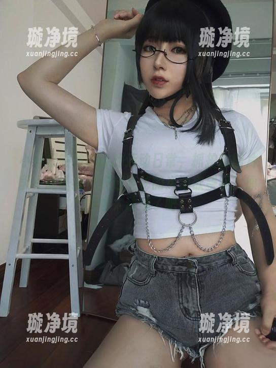 小容仔咕咕咕w的运动日常，抓拍的图片能不能让我也燃起隐秘的运动欲望呢？原图也太动感了吧！