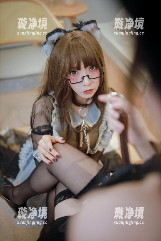 小泉学姐吖，那个私房小恶魔合集，都快成我心中的罪恶之源了。