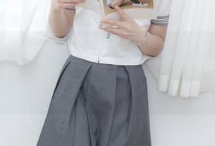 少女秩序 – 鹿可的套装，美图配得上它的姿态，真的是——我不会再说了。