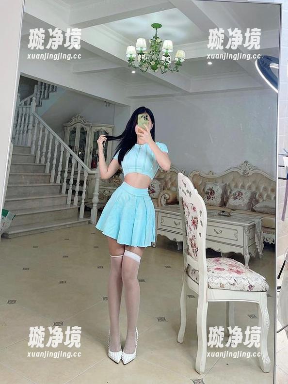 微密圈 - 张老师让蕾丝变得精致，私房图集里的每一条纱线都藏着微妙的暗示。