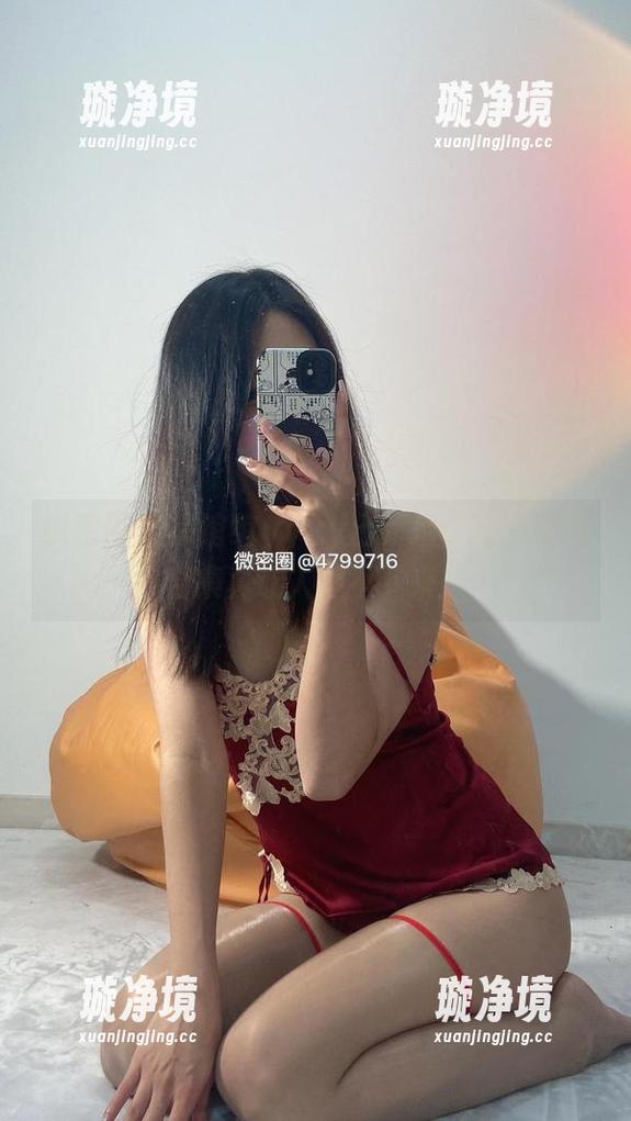 微密圈 - 徐绾绾yyyy出新招，油亮壁纸合集真让人停不下来！