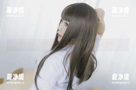 抱走莫子 抱走莫子,搭配未亡人太太的写真,咋这么合理呢?