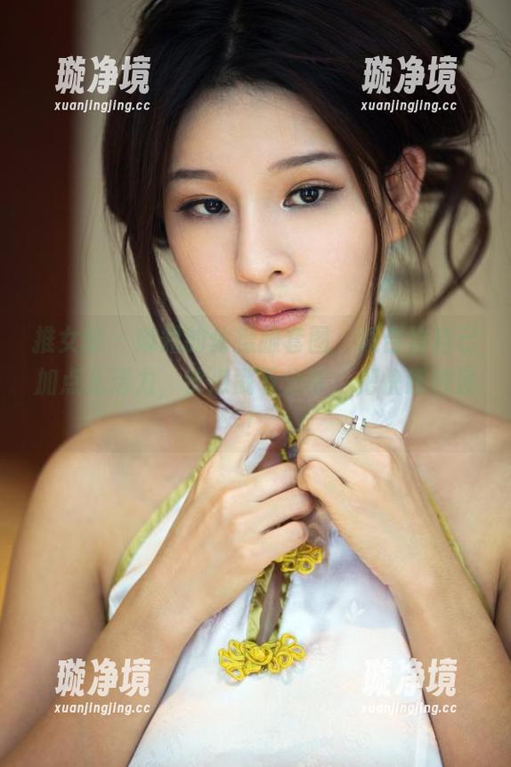 推女郎 - 娜露的体操服套图，适合给自己加点儿活力，快点戳下分享，把快感传递！