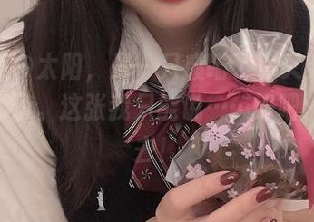 呃，冬の太阳，是一只废喵了你又努力更新cos了。这张我只能说……好吧，过得去！