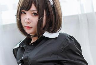 看，是青水的最新COS：魅魔，仿佛要从屏幕里走出来了。