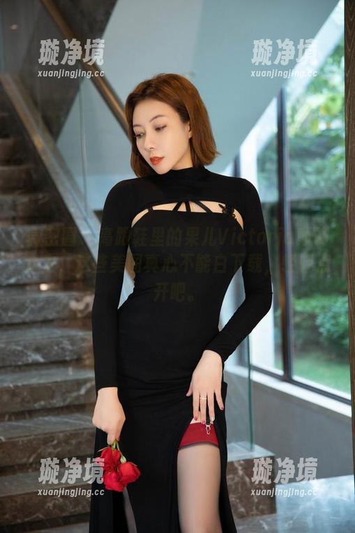 果儿Victoria 微密圈 - 高跟鞋里的果儿Victoria颠倒众生,这些美图真心不能白下载,轻轻点开吧。
