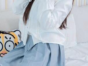 物恋传媒 – elise的野花图包：更新了一波，结果花儿都想自燃！