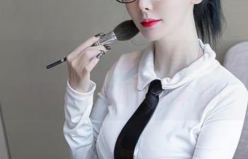 秀人网 – yoo优优女神的写真分享：每个细节都在挑逗我的审美！