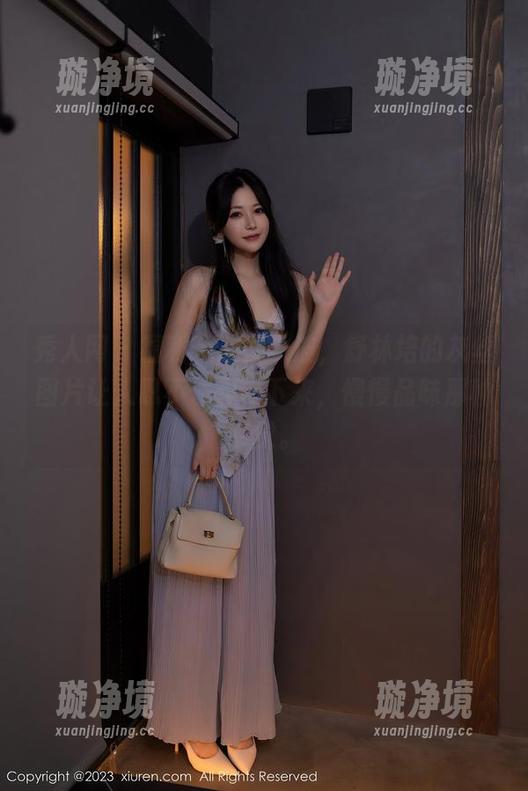 秀人网 - 福利一波接一波，舒林培的灰丝图片让人忍不住想停下来，慢慢品味那种感觉。