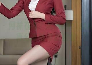 秀人网 – 网袜在哪？黄可Christine的写真分享带你找找看