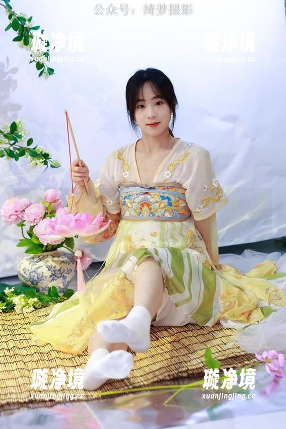 绮梦摄影 - 子涵的泳装作品，如何让人更想喝椰子水？
