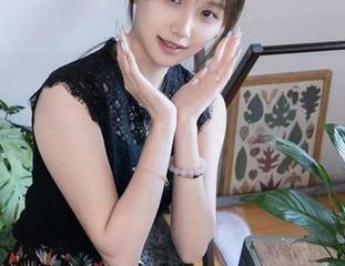 袜啵啵 – 甜甜圈VS高跟凉鞋，一个是我的必备品，一个是人间绝配，全套图片来啦！