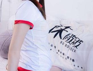 袜啵啵 – 免费送出稚予的套装合集，不要问我为什么，单纯好看啊。