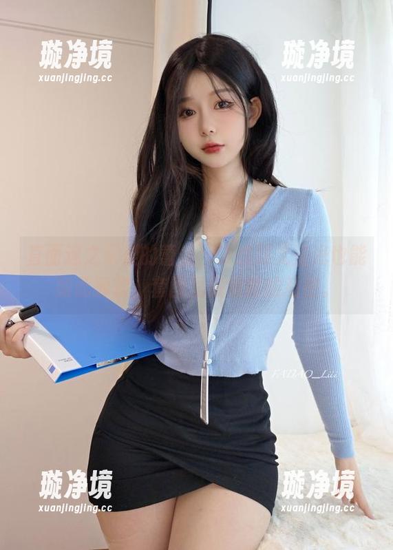 迷之呆梨 直面迷之呆梨的蕾丝,没想到无圣光也能如此酥软,套图里藏着她的私密。