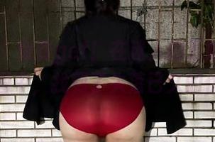 微密圈 – 免费get！在迷人的五姨太的灰丝美图中，找到了失落已久的优雅！