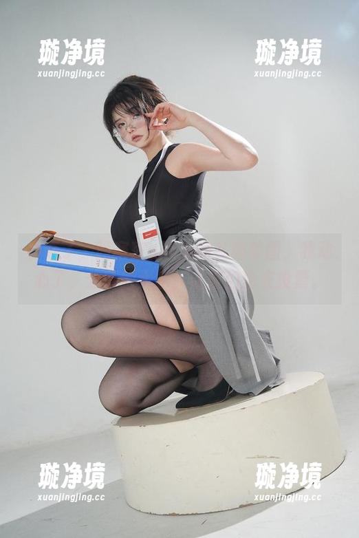 神奇了，阿寨寨ninja的礼服套图，我动心了，分享给大家，让你们也来投票。