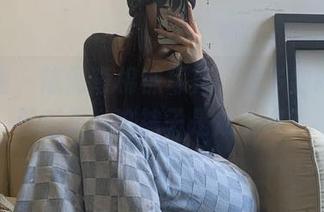 微密圈 – 陈佩奇棉袜写真，大多数时候我都在想，这袜子是成衣吗？