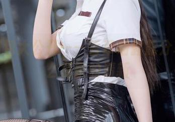 女孩图包大公开——香草喵露露分享不那么复杂的清新